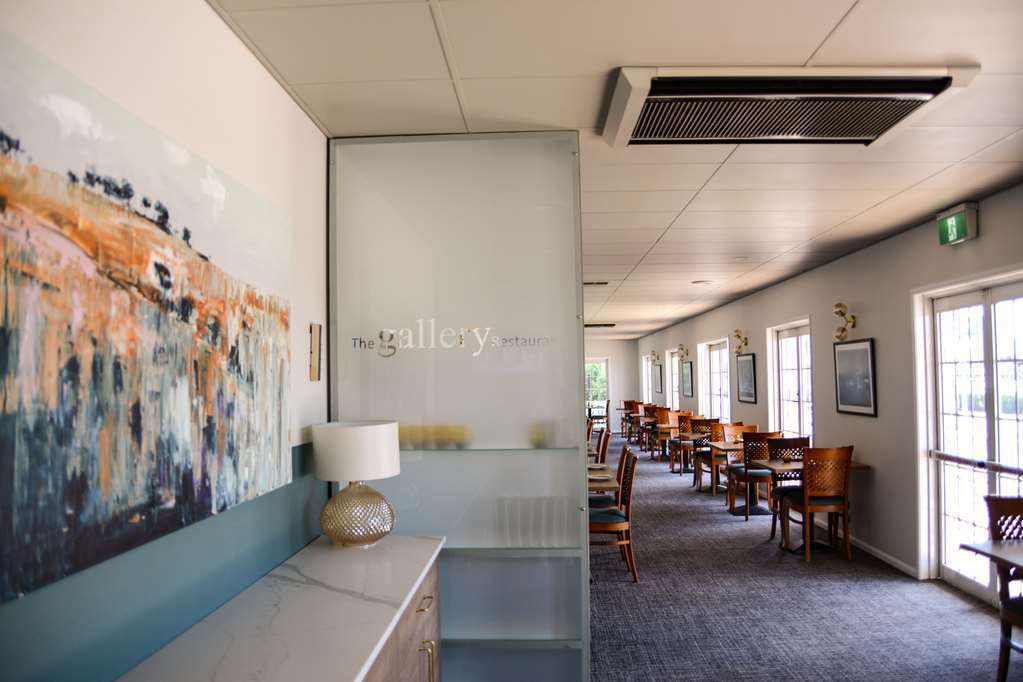 Inn Quality Ashby House 4*